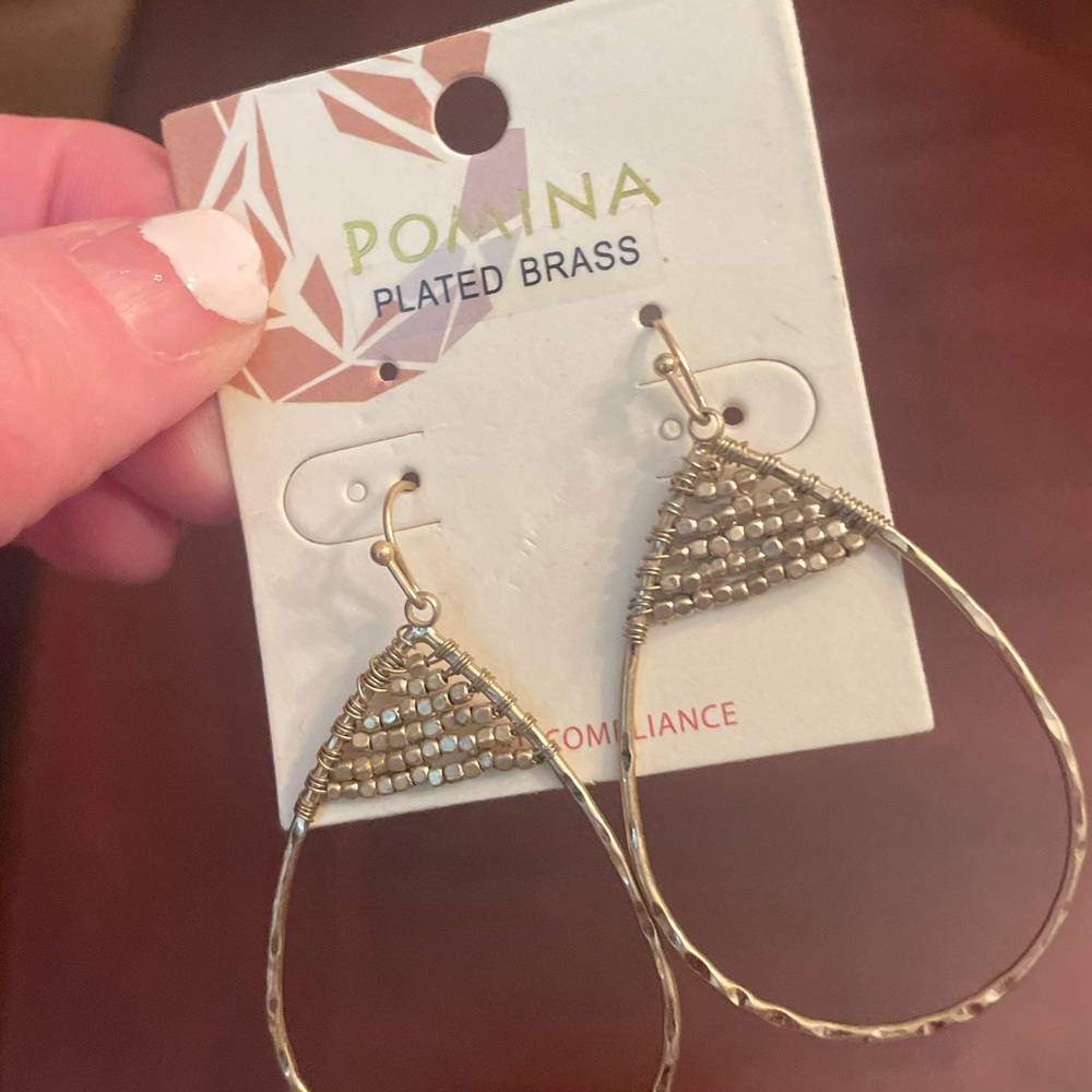 Gold hoop drop earrings